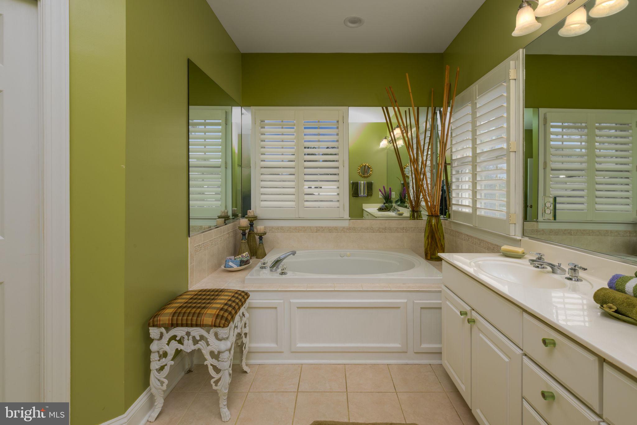 REHOBOTH BEACH YACHT AND CC - Residential