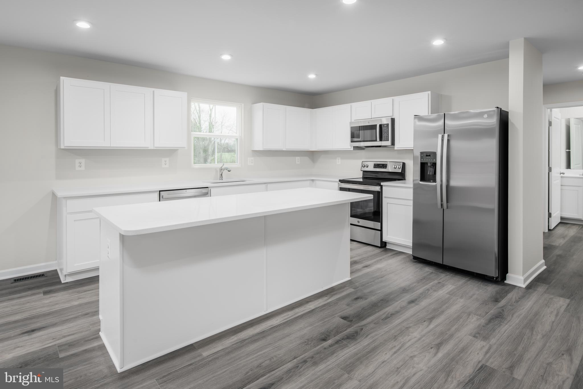 CARDINAL POINTE - Residential
