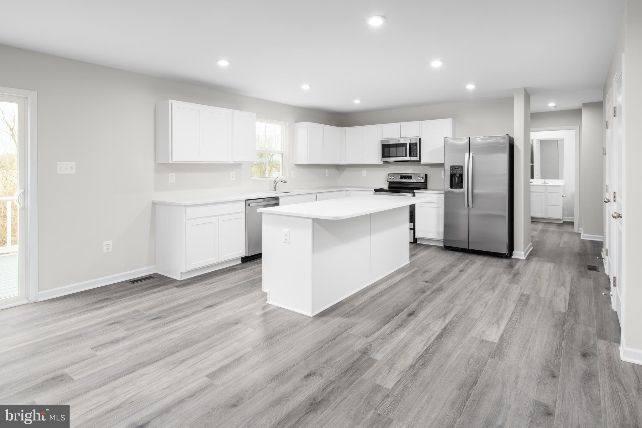 CARDINAL POINTE - Residential