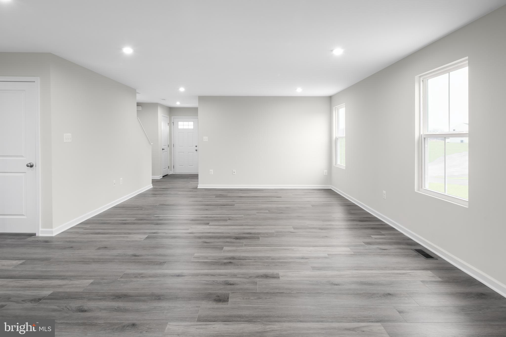 CARDINAL POINTE - Residential