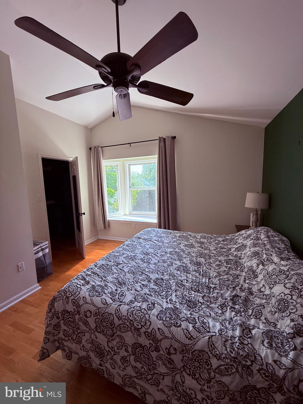 SUMMIT POINTE - Residential