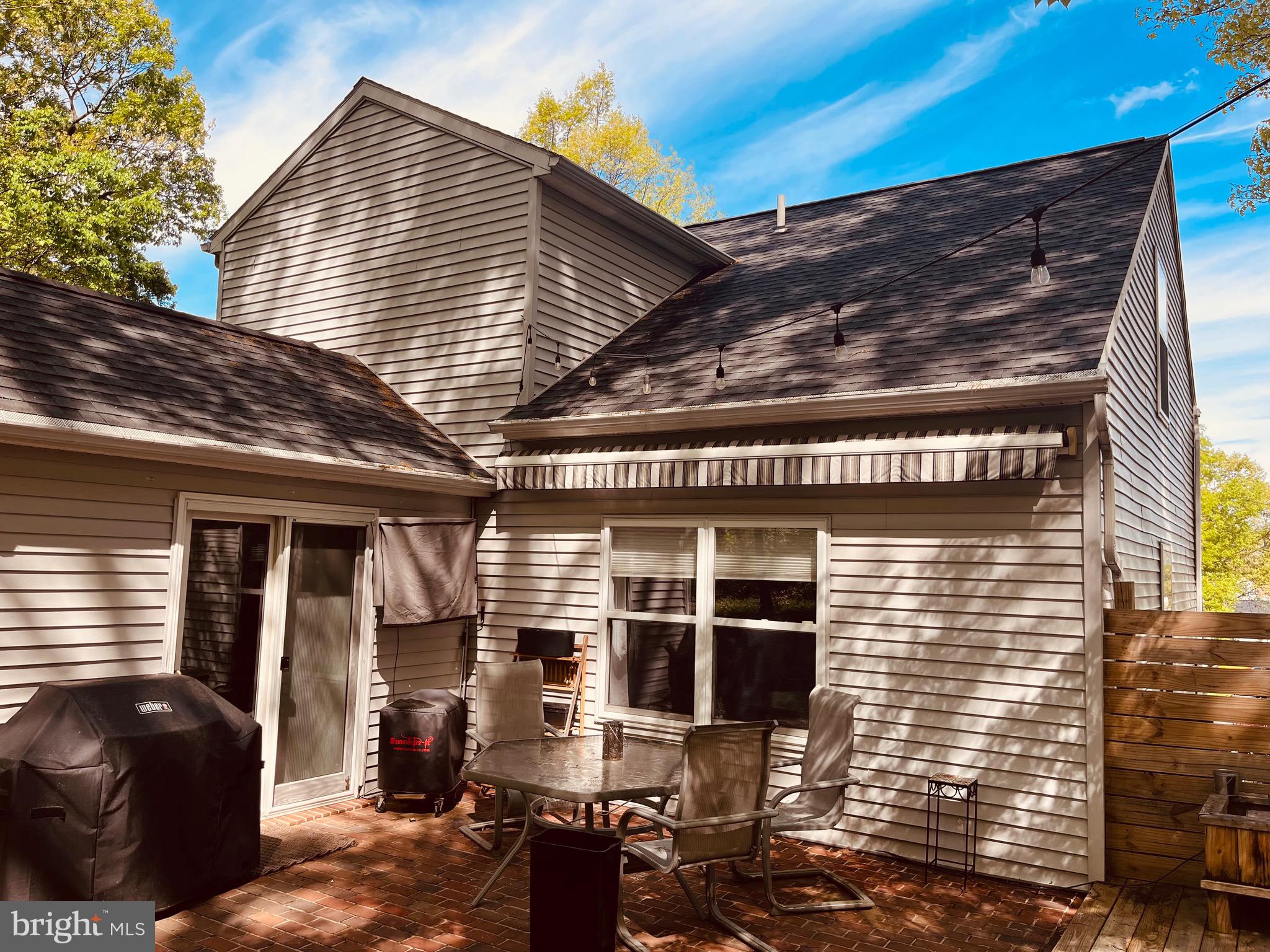 SUMMIT POINTE - Residential