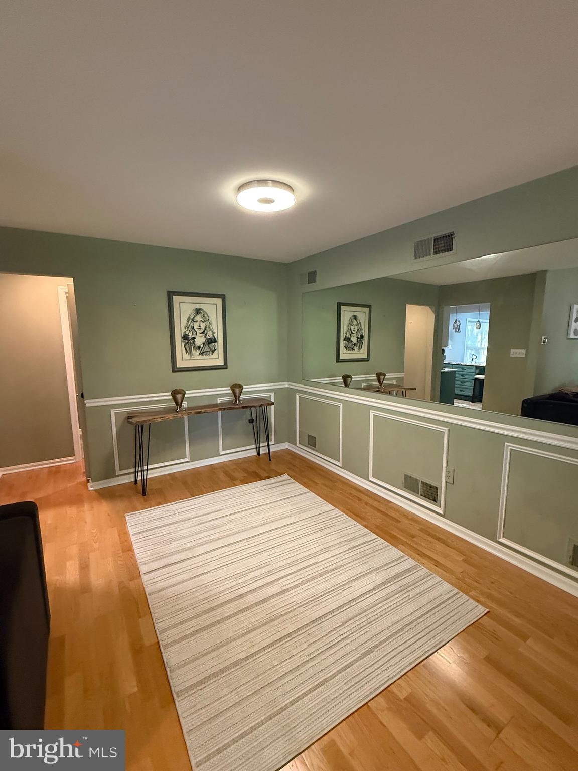 SUMMIT POINTE - Residential
