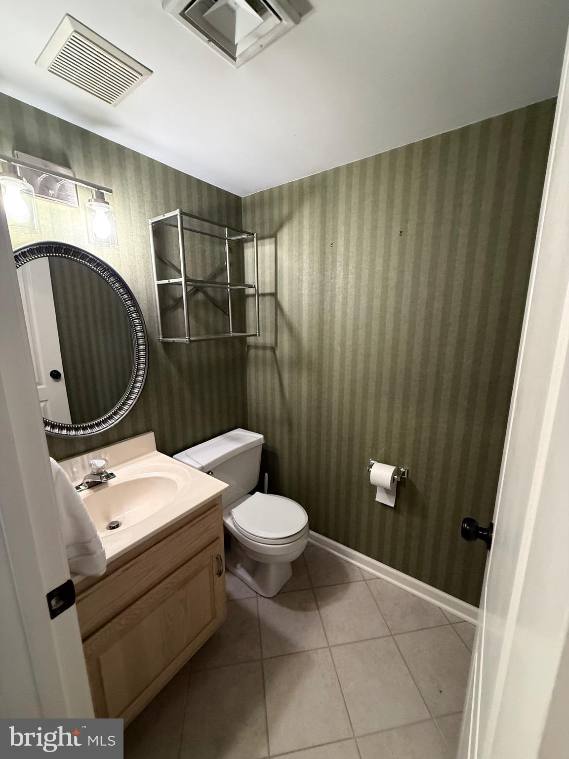 SUMMIT POINTE - Residential
