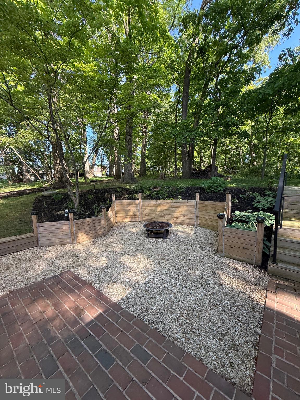 SUMMIT POINTE - Residential
