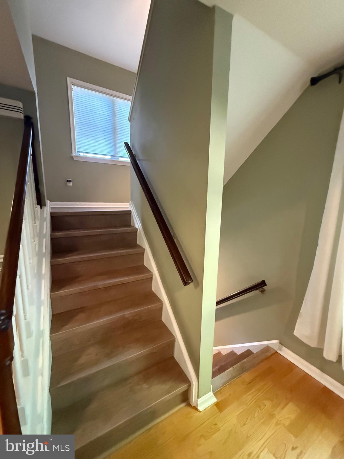 SUMMIT POINTE - Residential