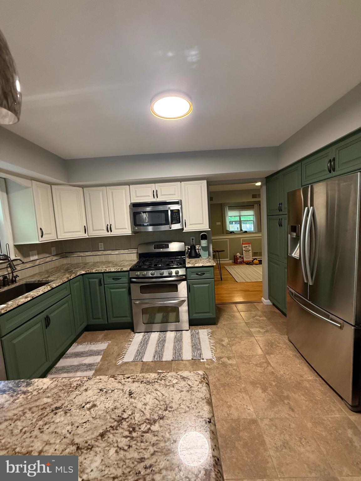SUMMIT POINTE - Residential