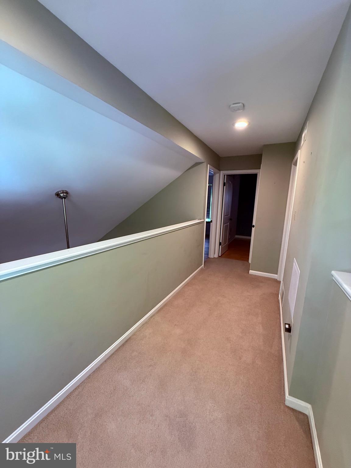 SUMMIT POINTE - Residential