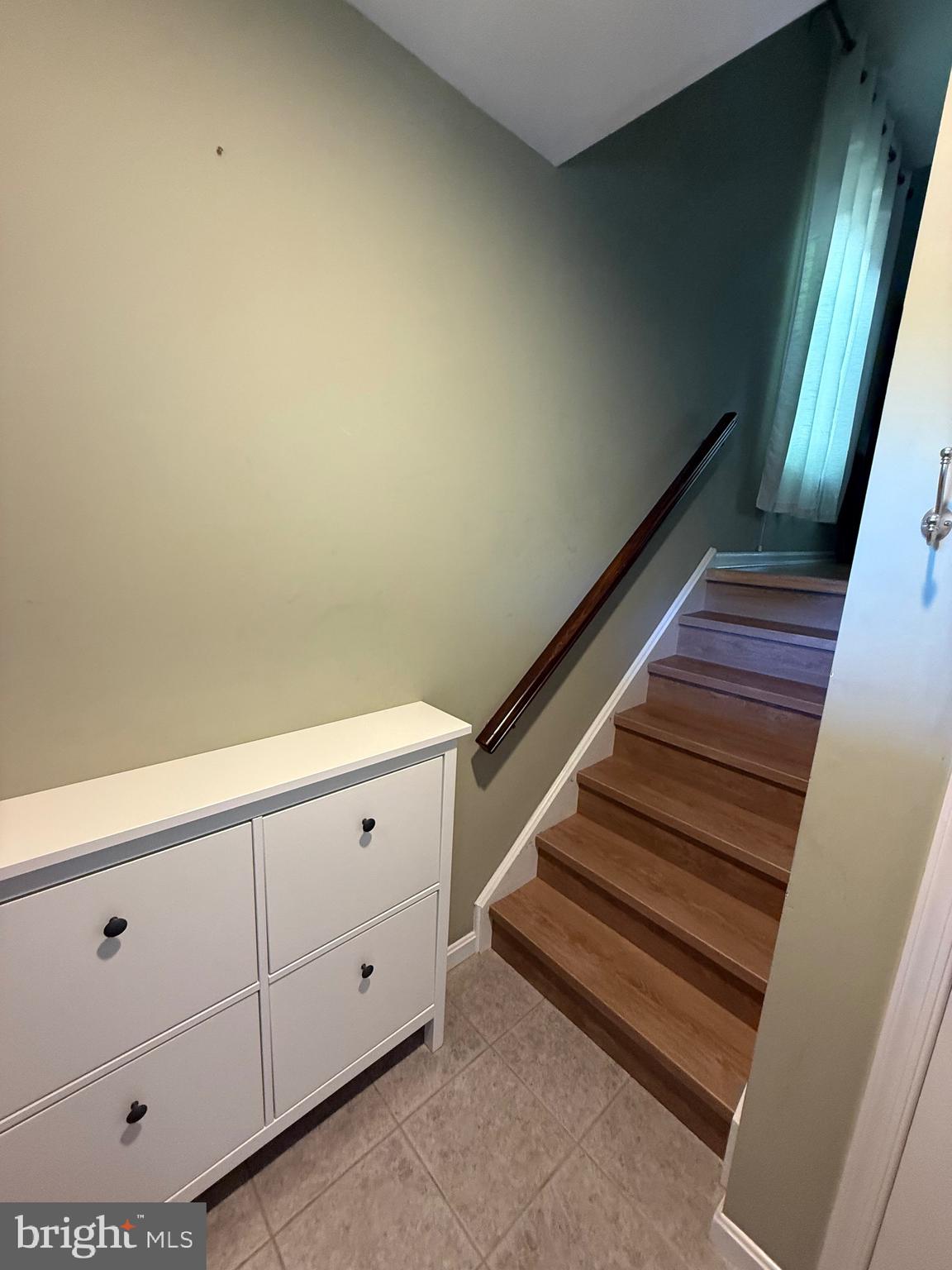 SUMMIT POINTE - Residential