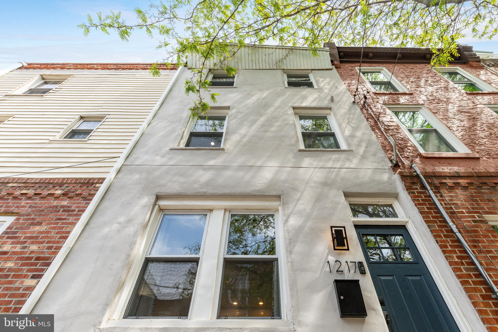 PASSYUNK SQUARE - Residential