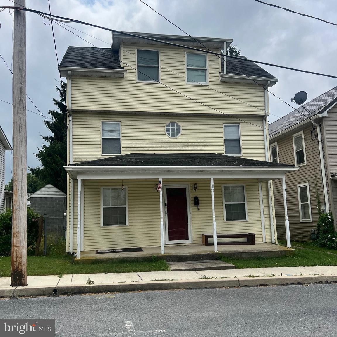 Charming 3- Story Home in the Heart of Mercersburg.

Welcome to this spacious and character-filled home conveniently located within walking distance of Mercersburg Elementary School, local ice cream shops, restaurants, and downtown amenities.
The main level features a welcoming living room, kitchen, laundry area, and a convenient half bath.  On the second floor, you'll find 2 generously sized bedrooms,  a full bathroom, and an oversized walk-in closet large enough to be converted into an additional bedroom, nursery, office, or flex space. The third floor offer another large bedroom, and full bathroom, providing plenty of room for the family or guests.
This home showcases beautiful wooden staircases, a covered front porch perfect for relaxing, and a covered back porch for enjoying quiet evenings outdoor. Situated on a peaceful street, this property combines small-town charm with convenient access to everything Mercersburg has to offer.
Don't miss your opportunity to own this spacious home in a prime location.