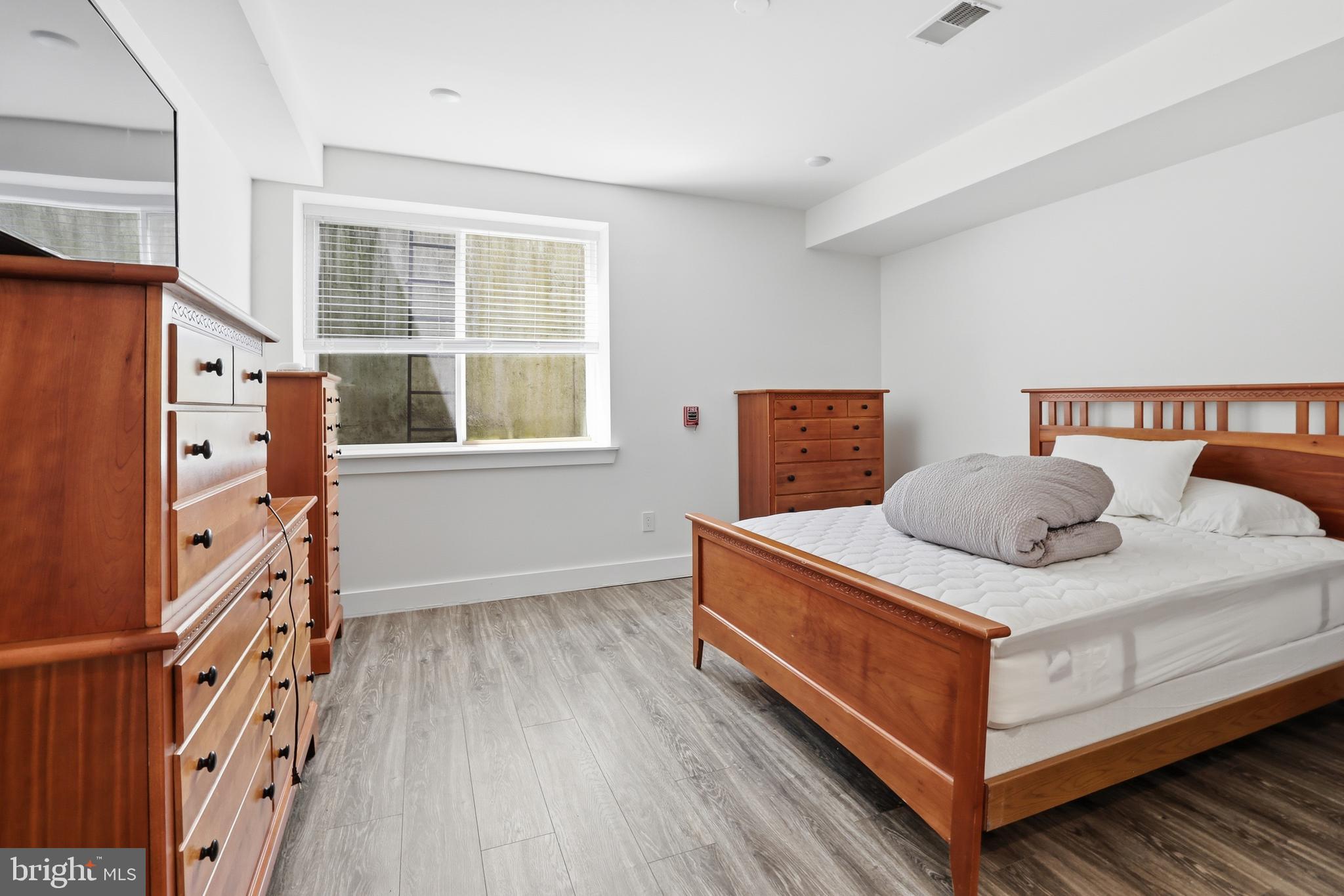 OLDE KENSINGTON - Residential