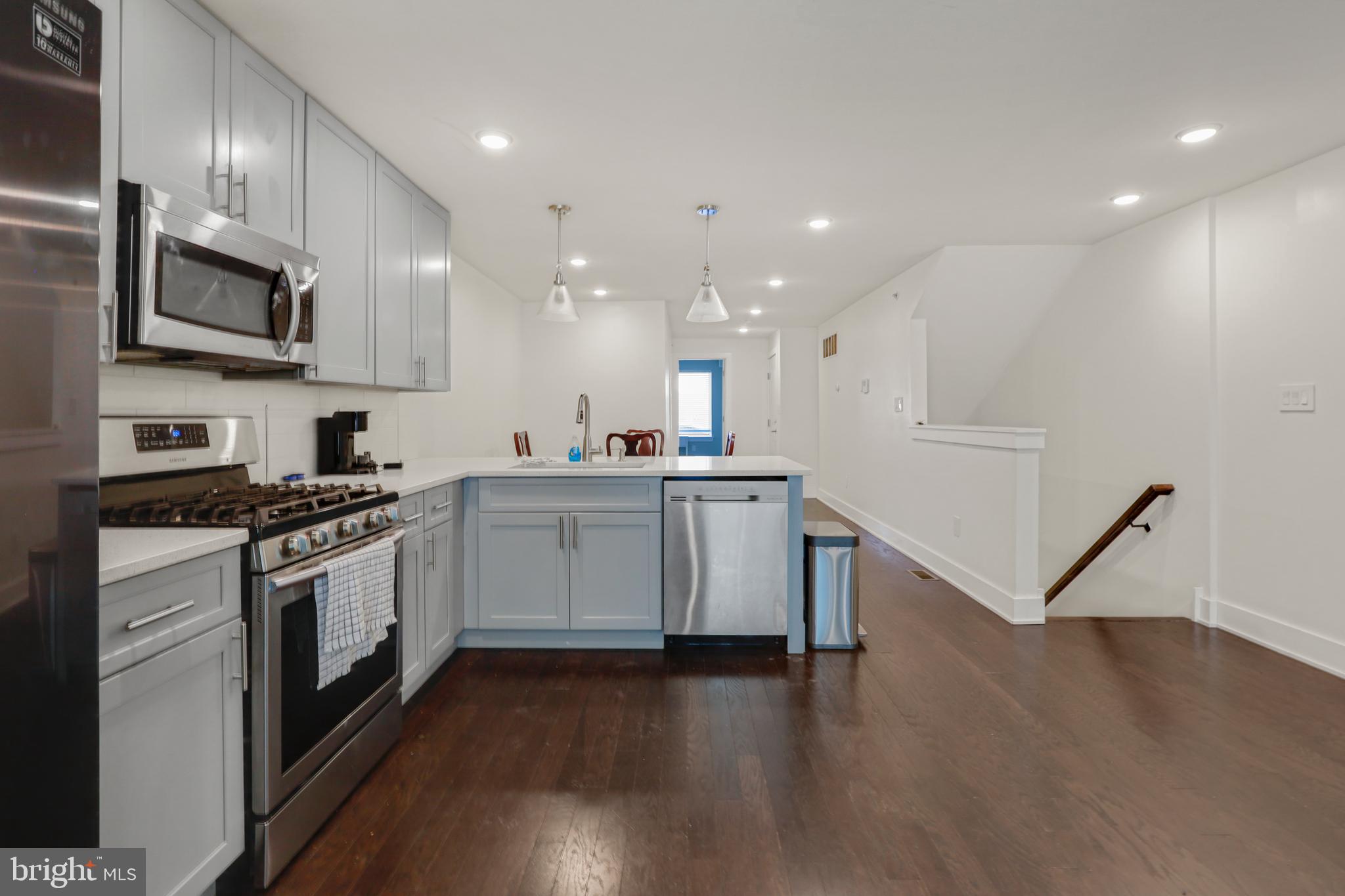 OLDE KENSINGTON - Residential