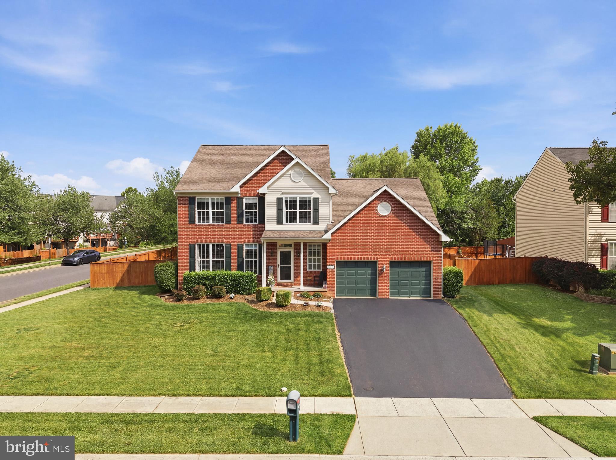 WELLINGTON TRACE - Residential