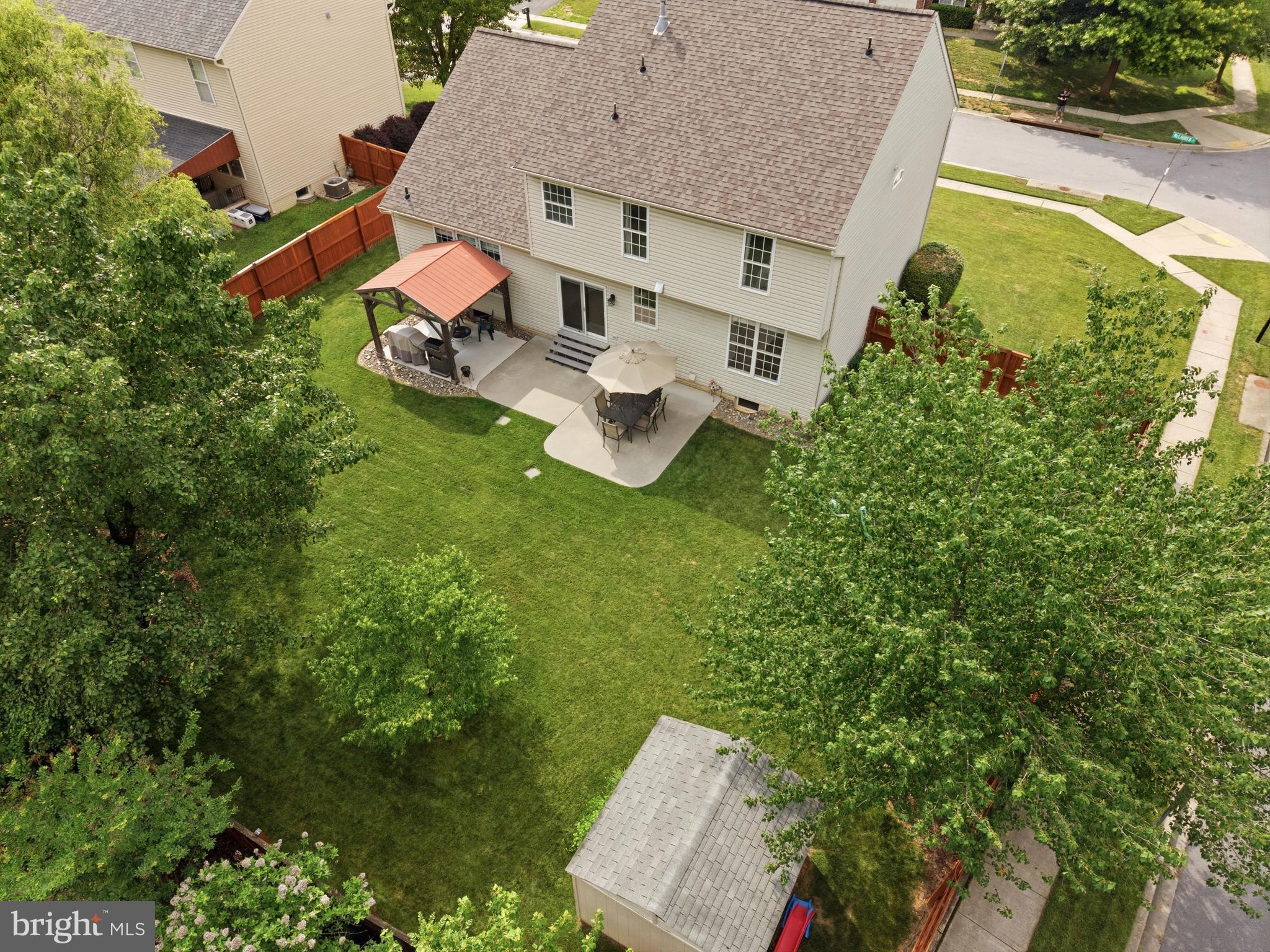 WELLINGTON TRACE - Residential