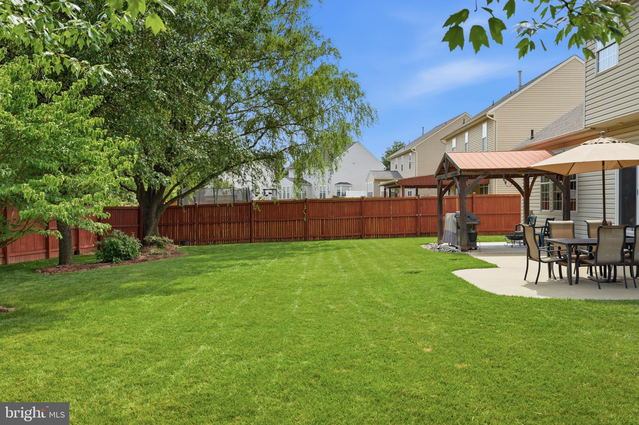 WELLINGTON TRACE - Residential