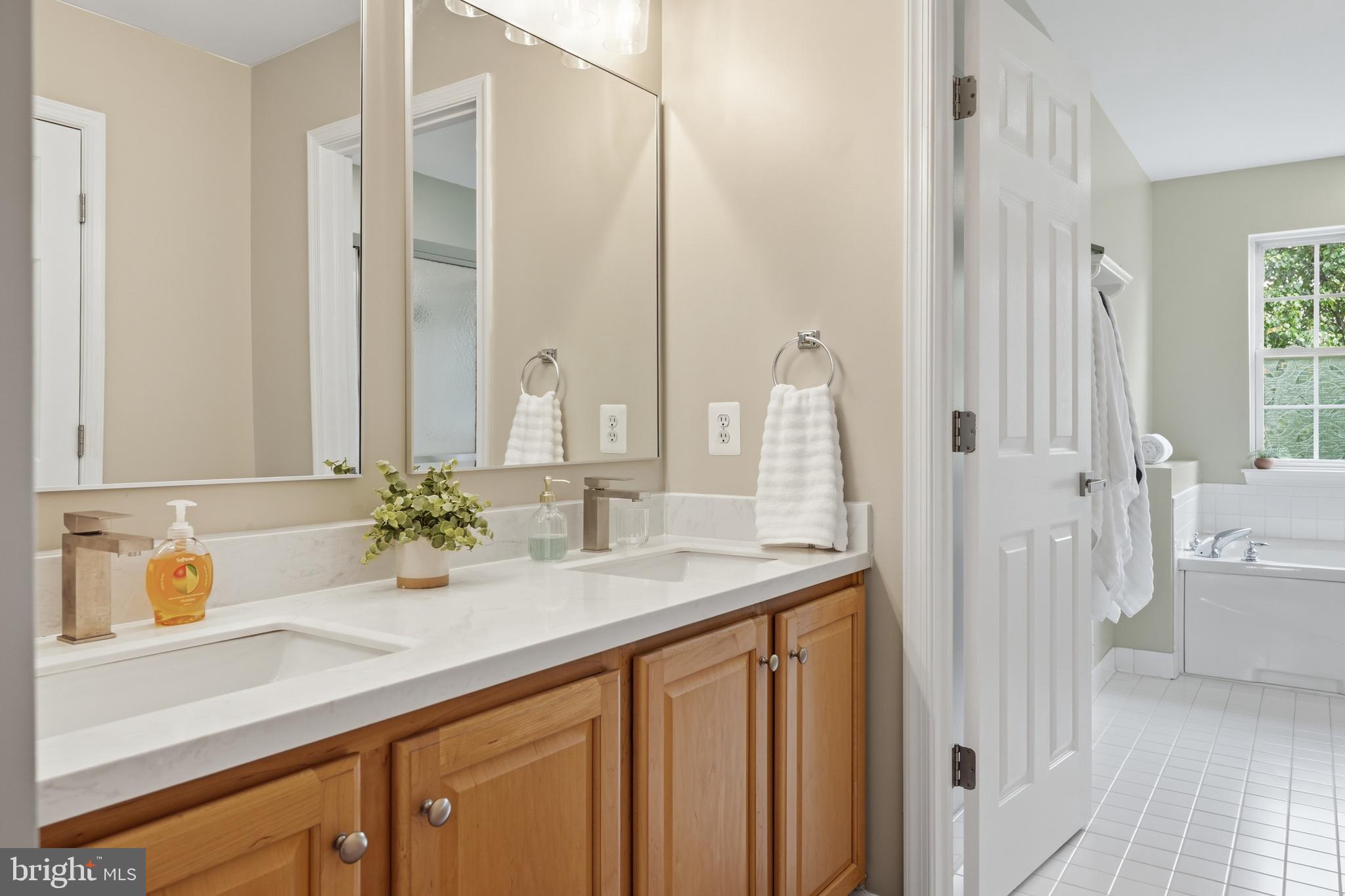 WELLINGTON TRACE - Residential