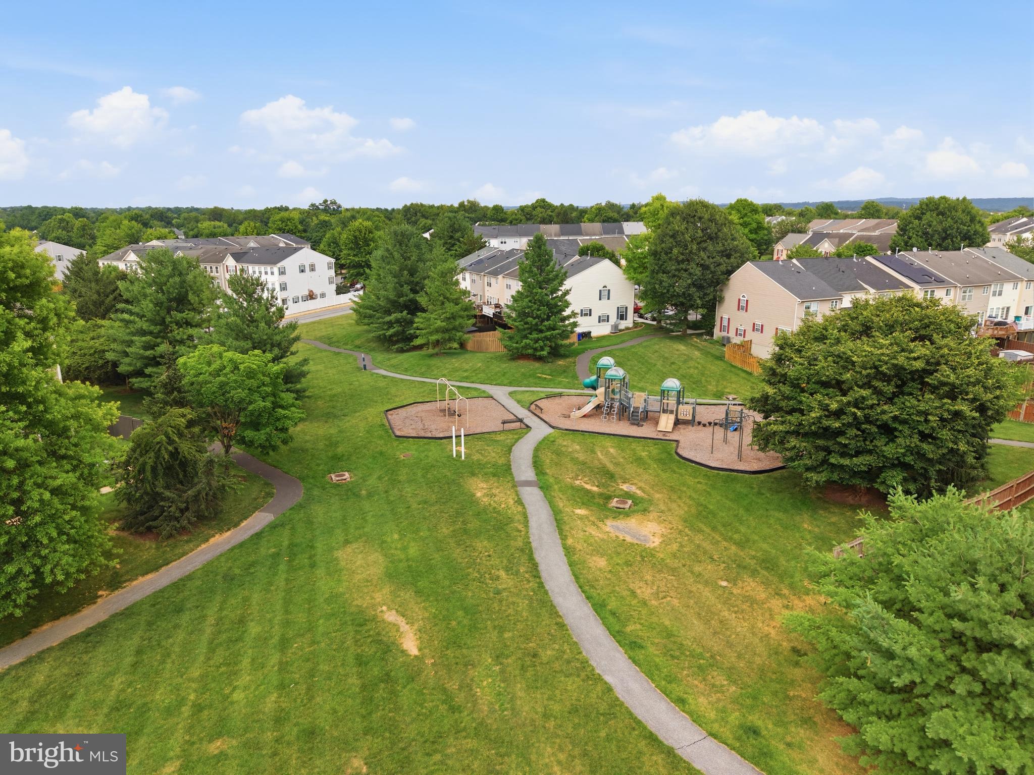 WELLINGTON TRACE - Residential
