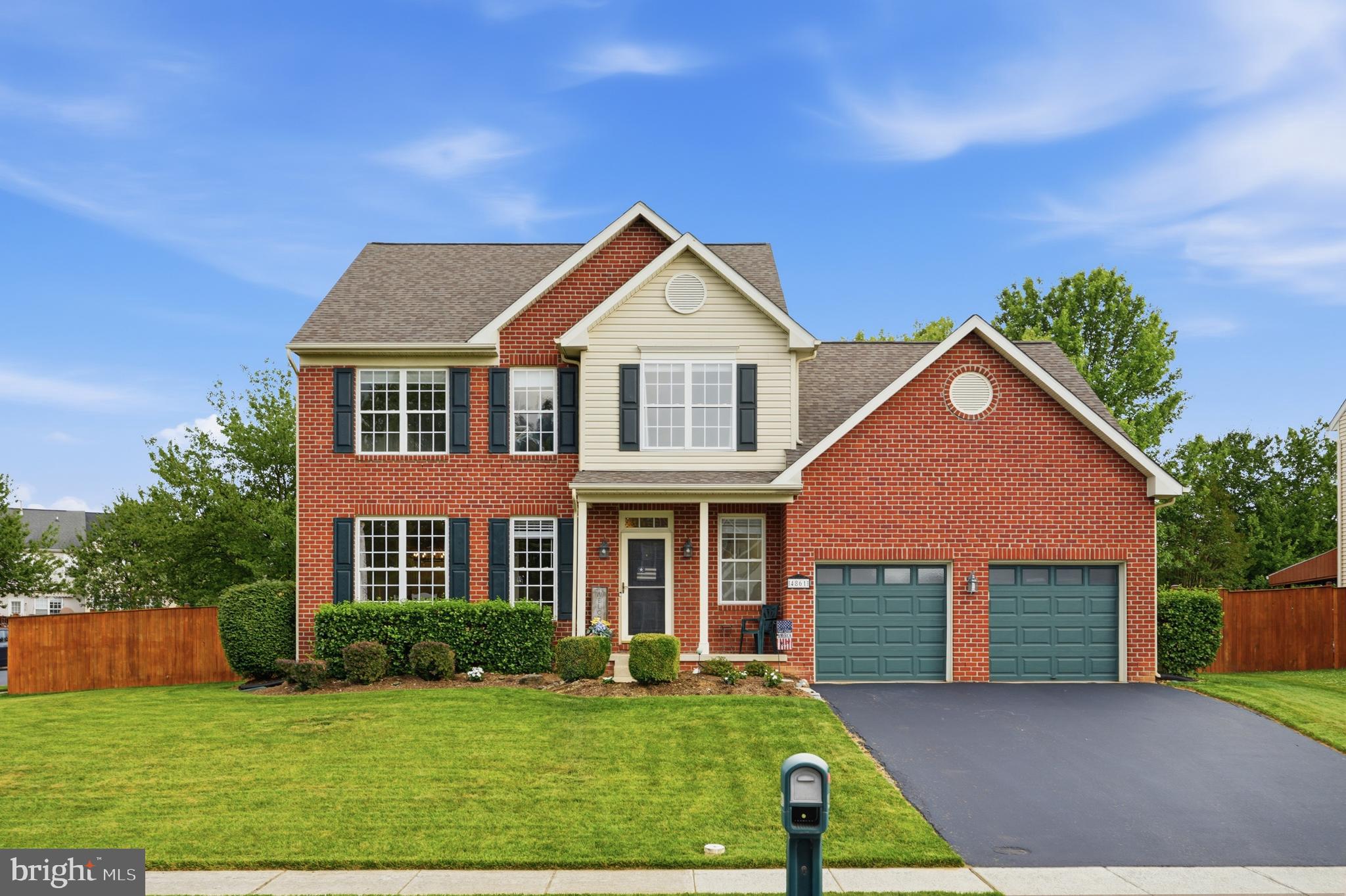 WELLINGTON TRACE - Residential