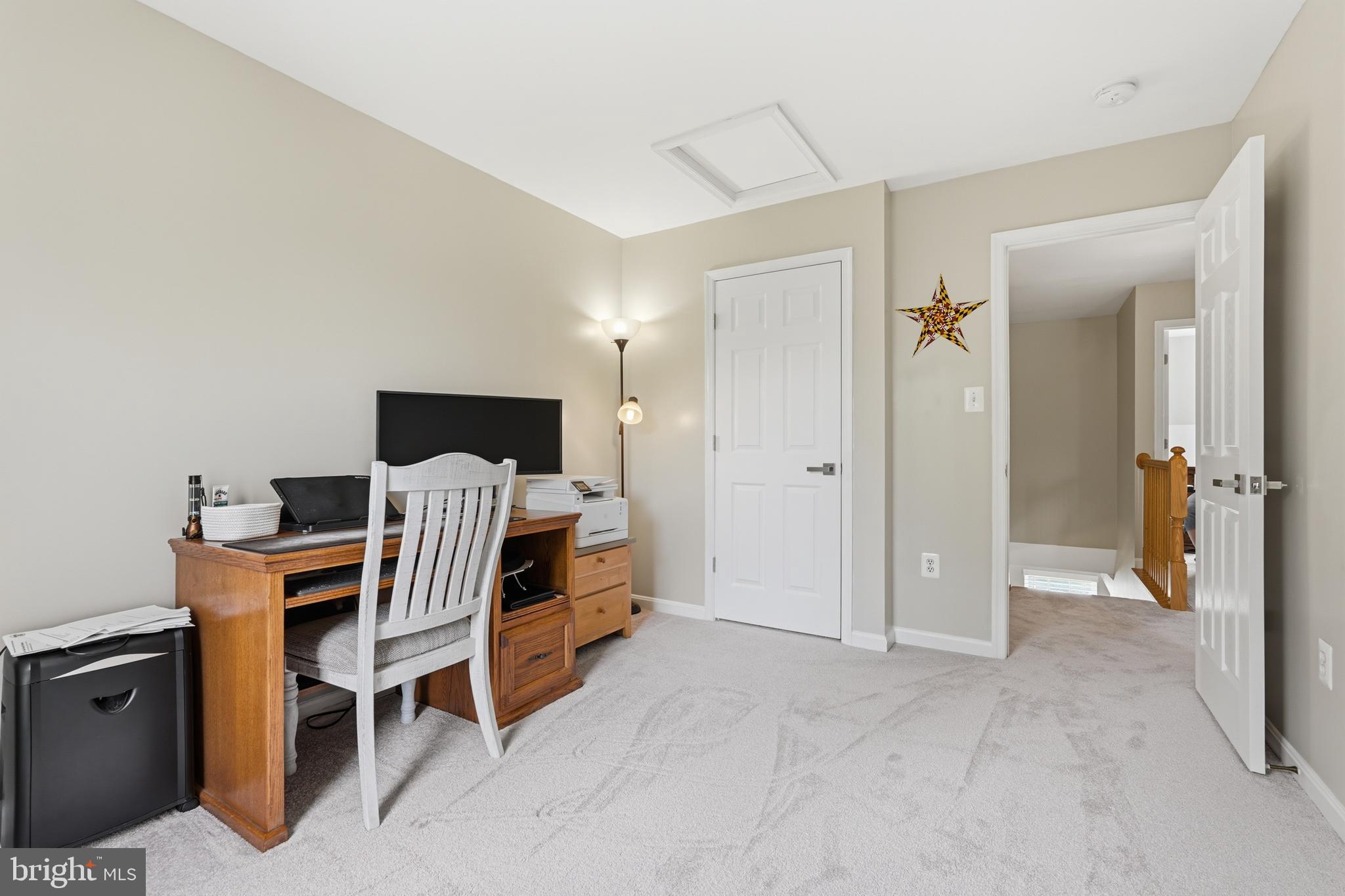 WELLINGTON TRACE - Residential