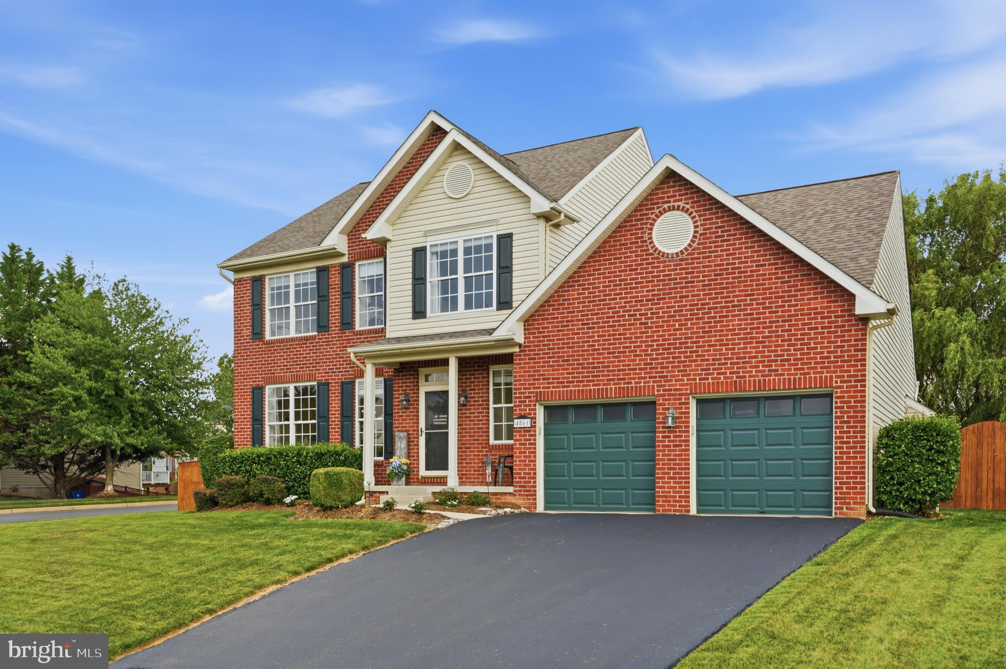WELLINGTON TRACE - Residential