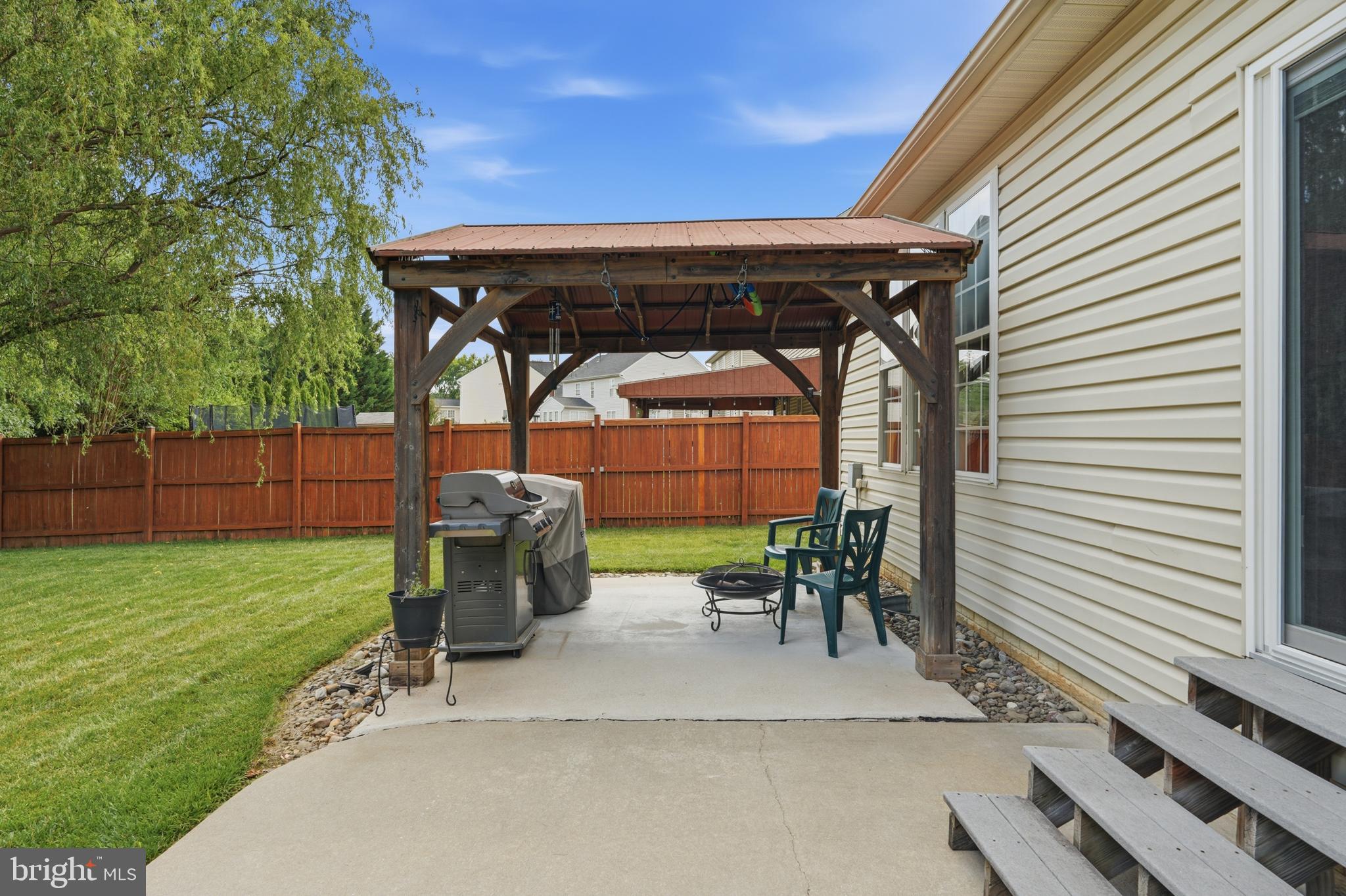 WELLINGTON TRACE - Residential