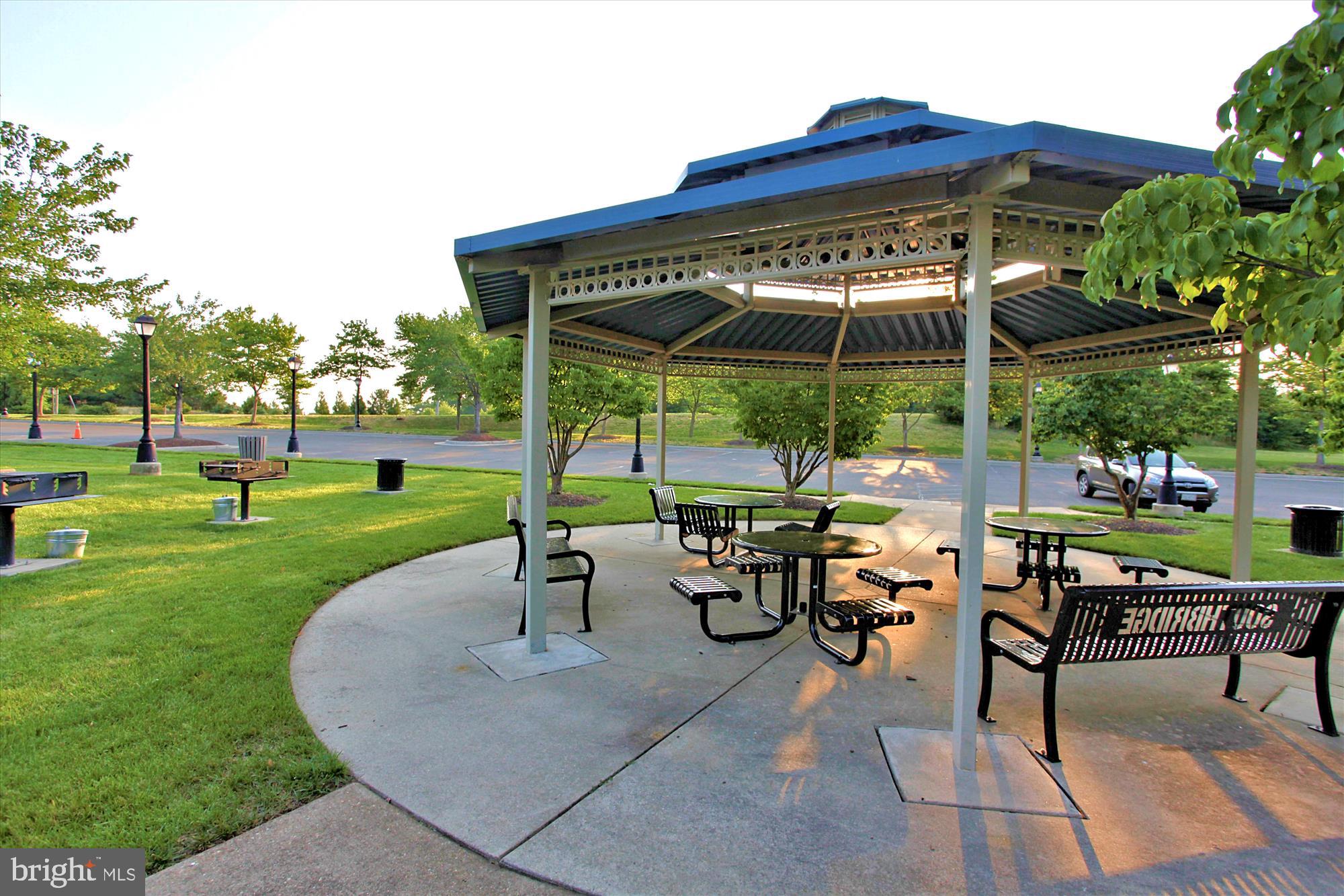 WAYSIDE VILLAGE - Residential Lease
