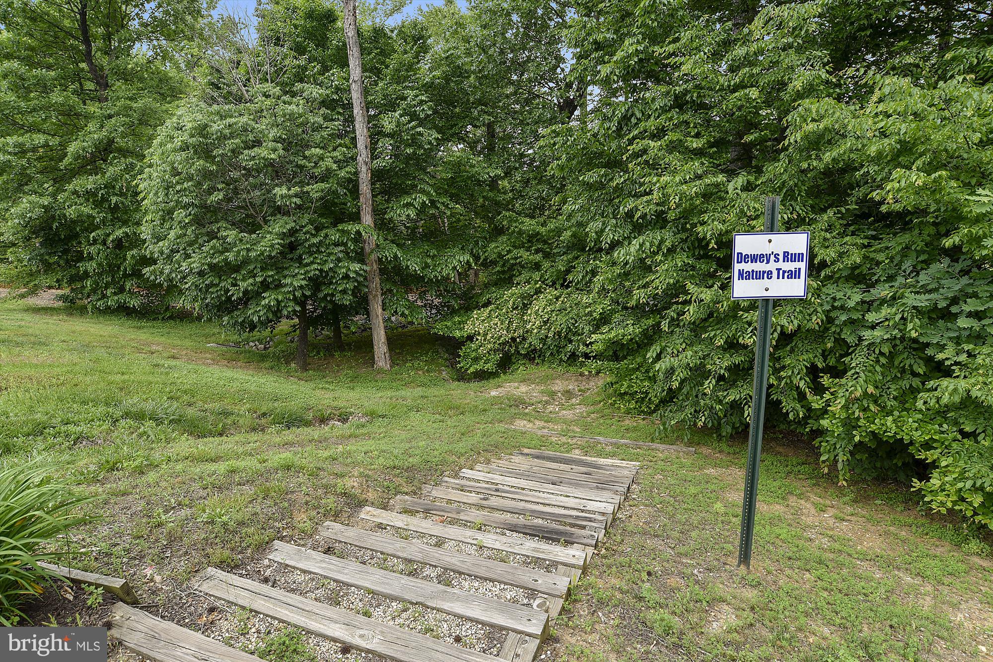 WAYSIDE VILLAGE - Residential Lease
