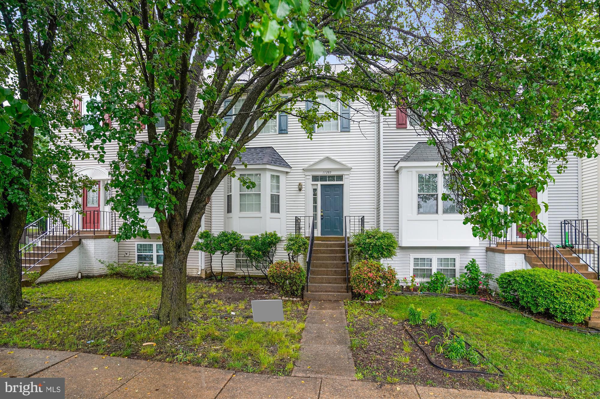 WAYSIDE VILLAGE - Residential Lease