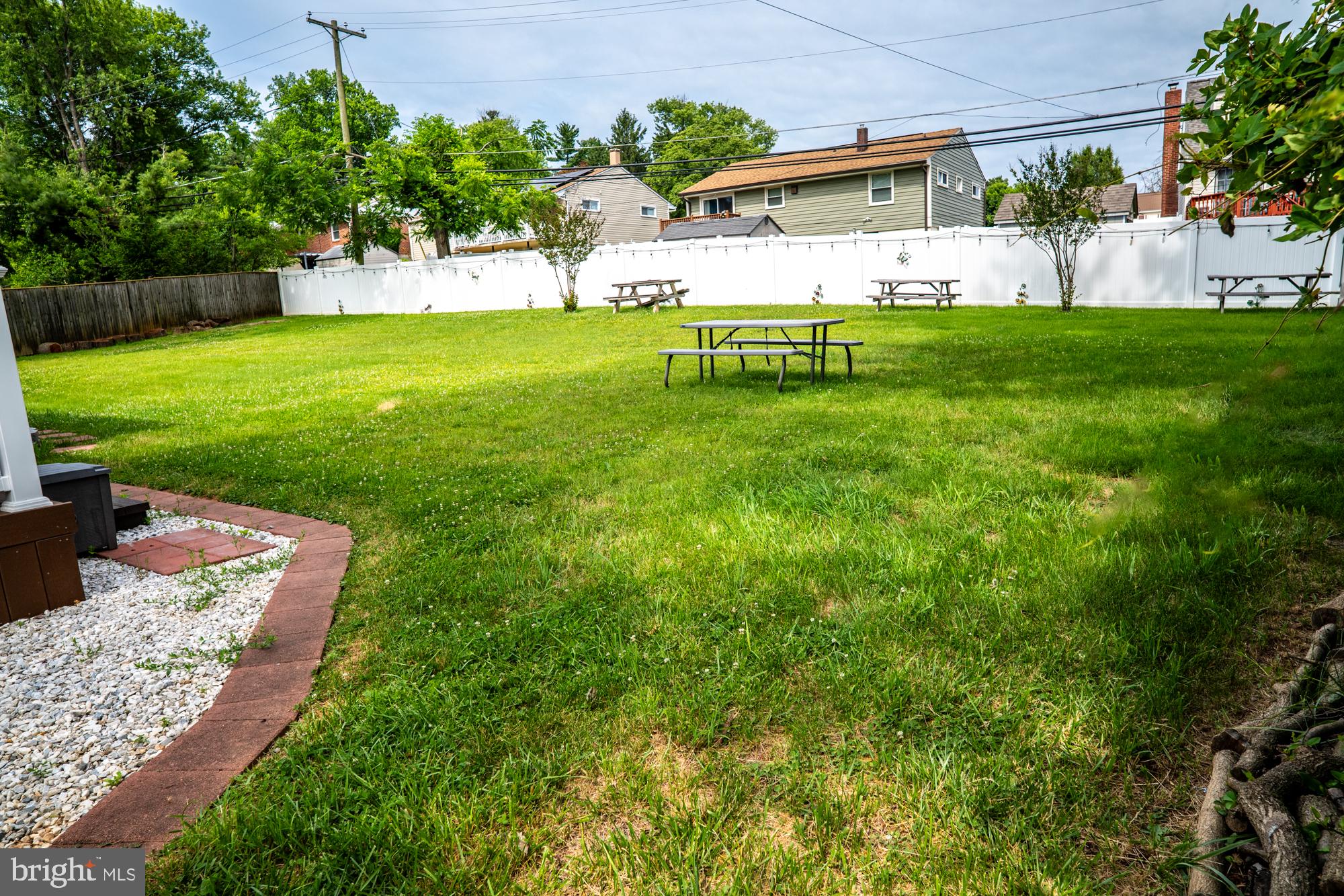 RANDALLSTOWN - Residential