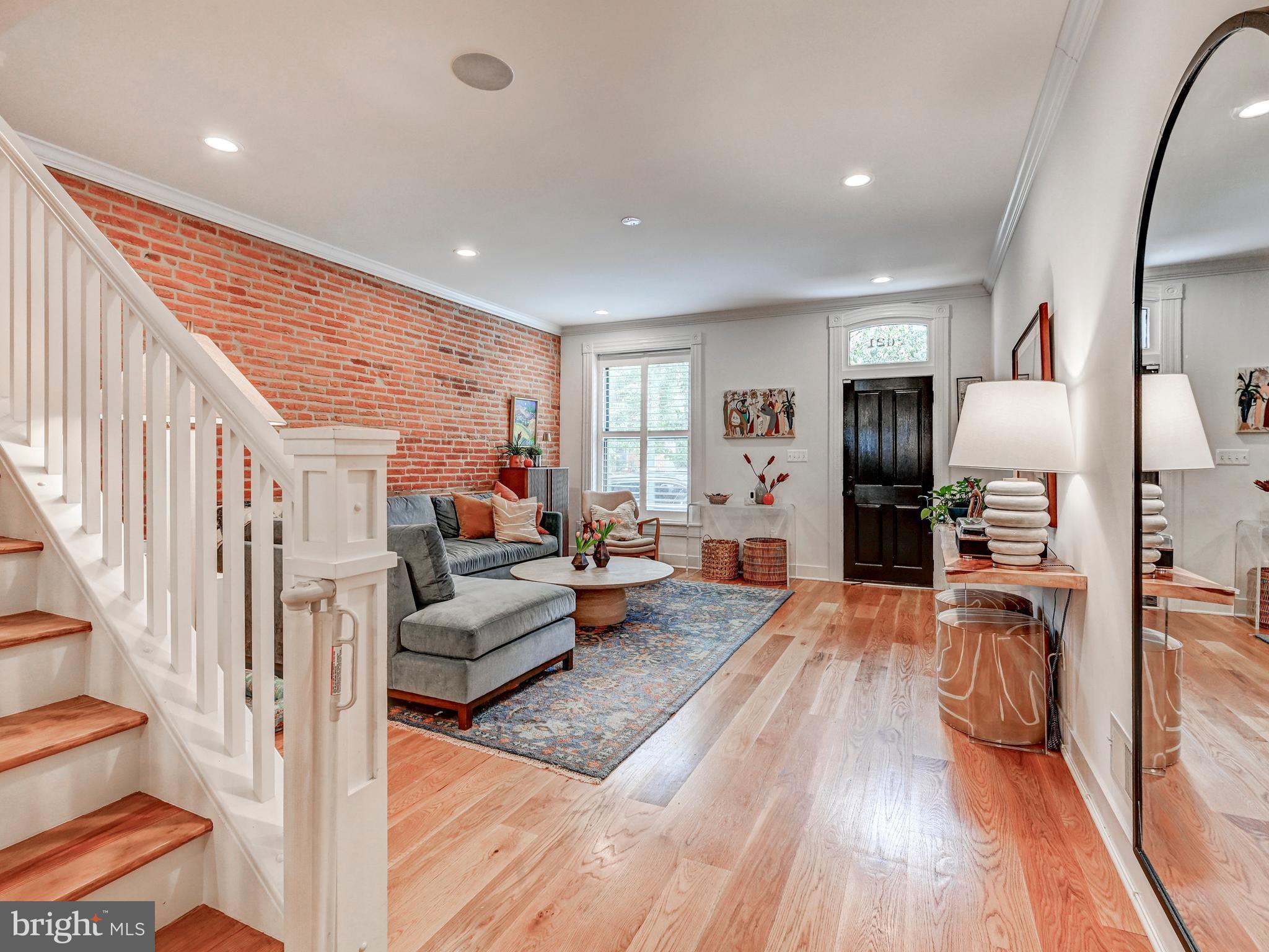 BUTCHERS HILL - Residential