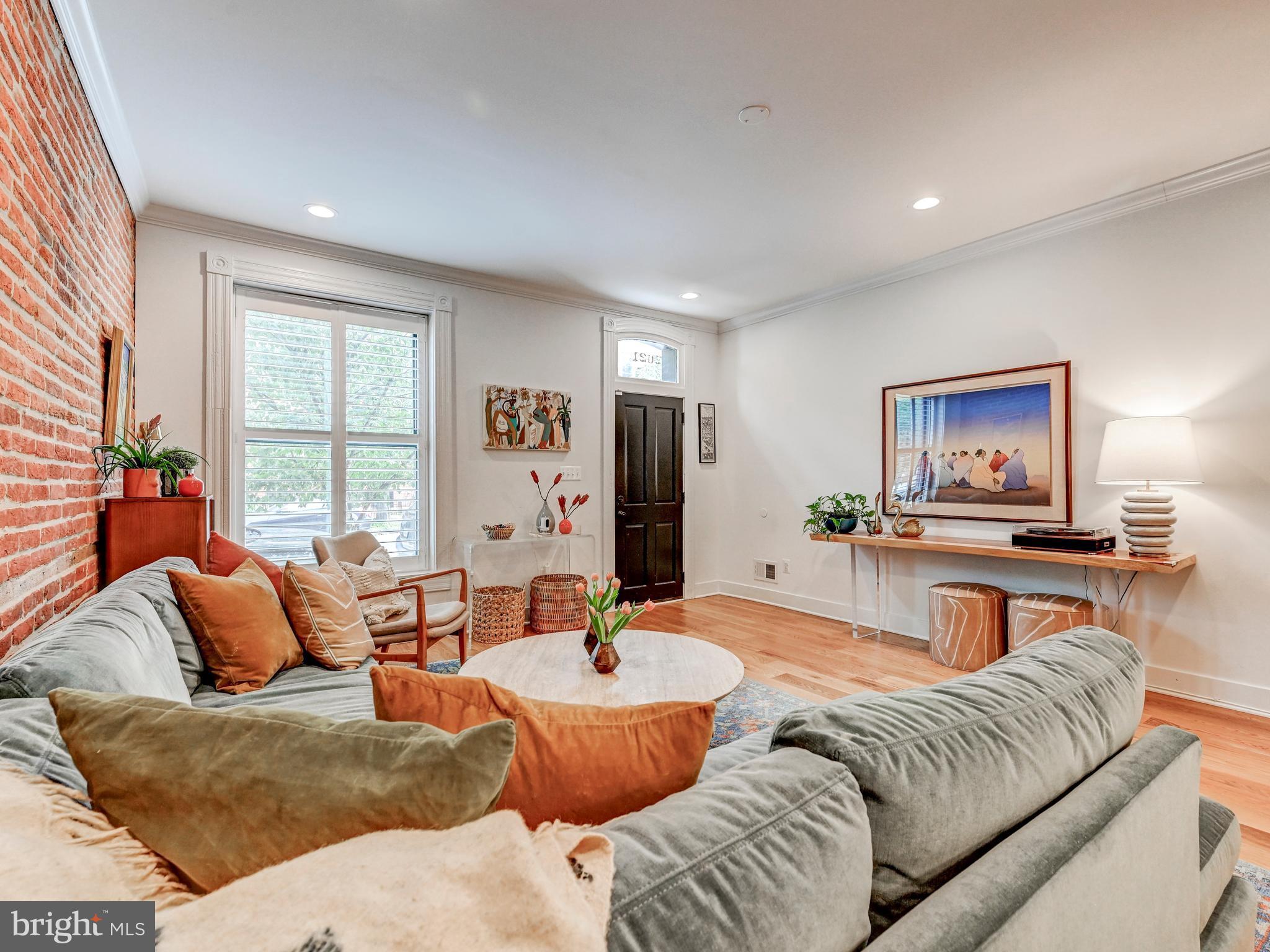 BUTCHERS HILL - Residential