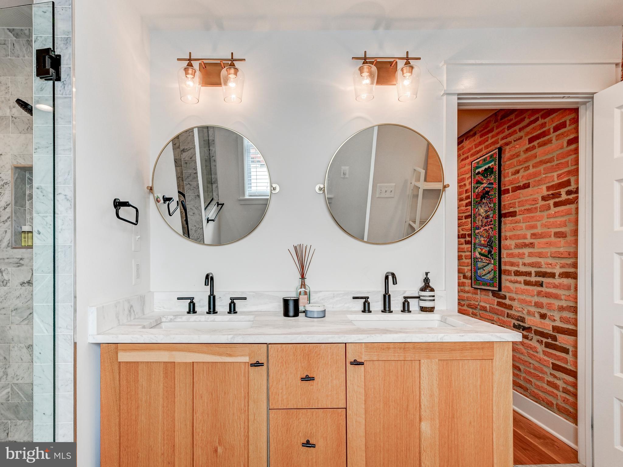 BUTCHERS HILL - Residential