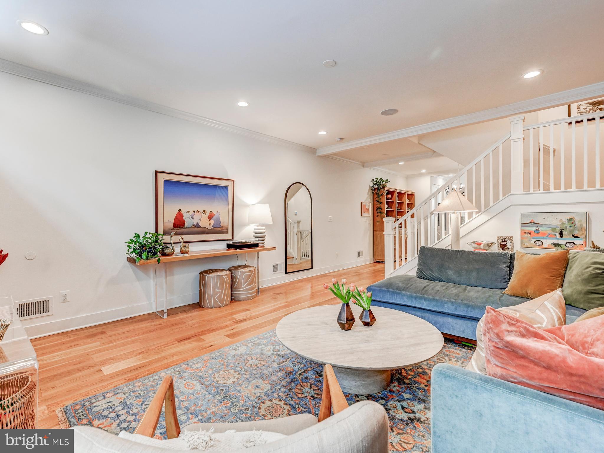 BUTCHERS HILL - Residential