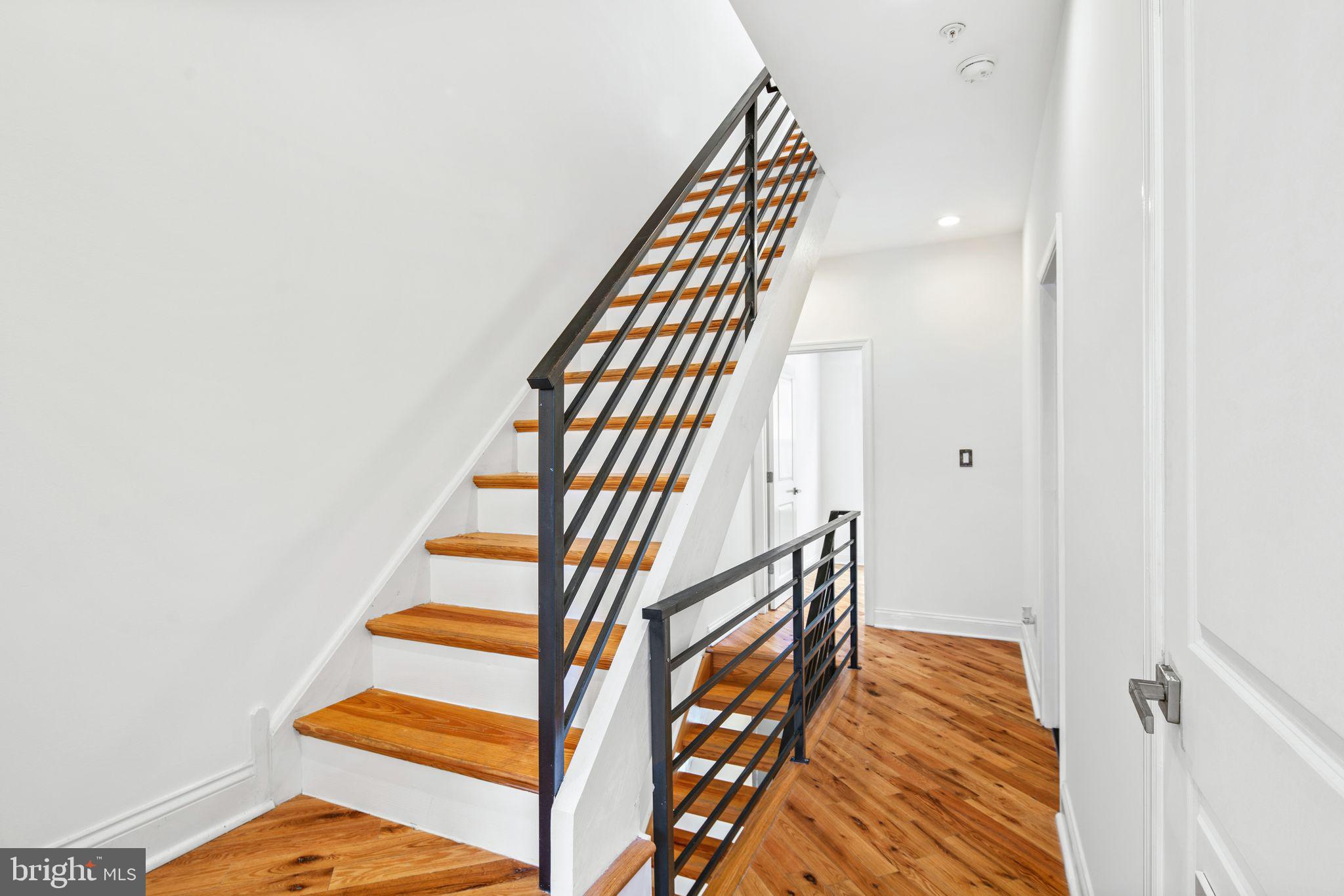 POINT BREEZE - Residential
