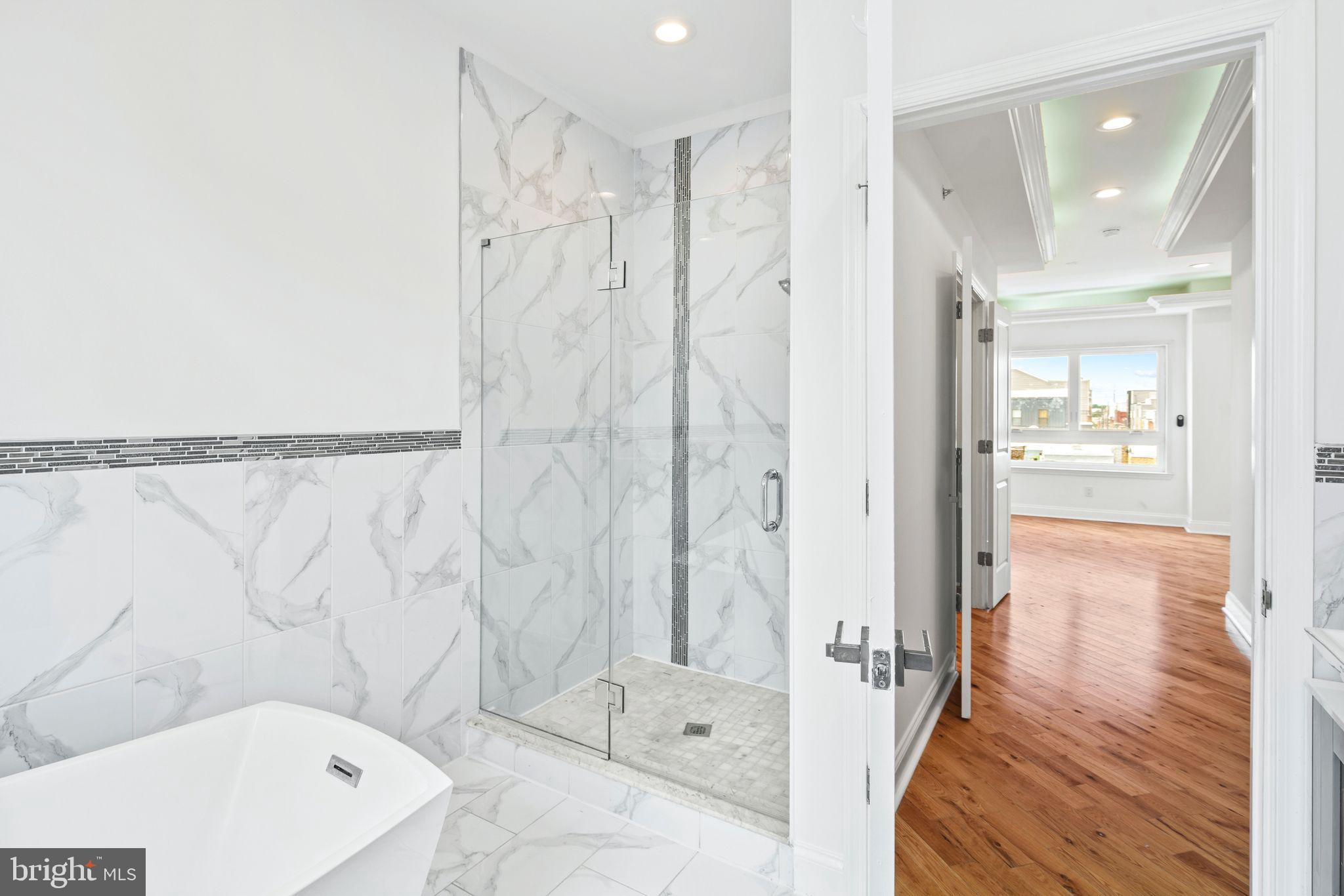 POINT BREEZE - Residential