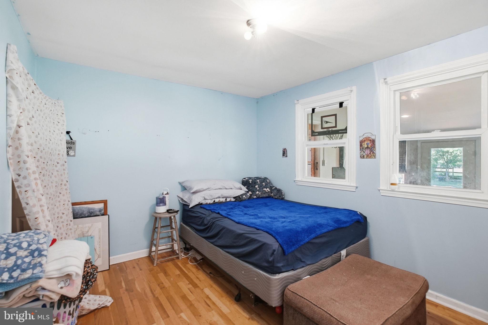 MEADOWBROOK - Residential