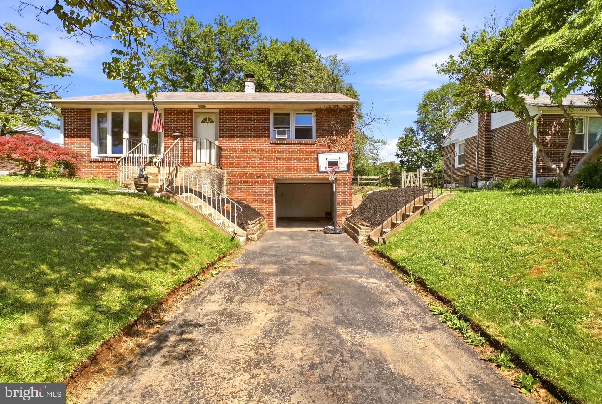 MEADOWBROOK - Residential
