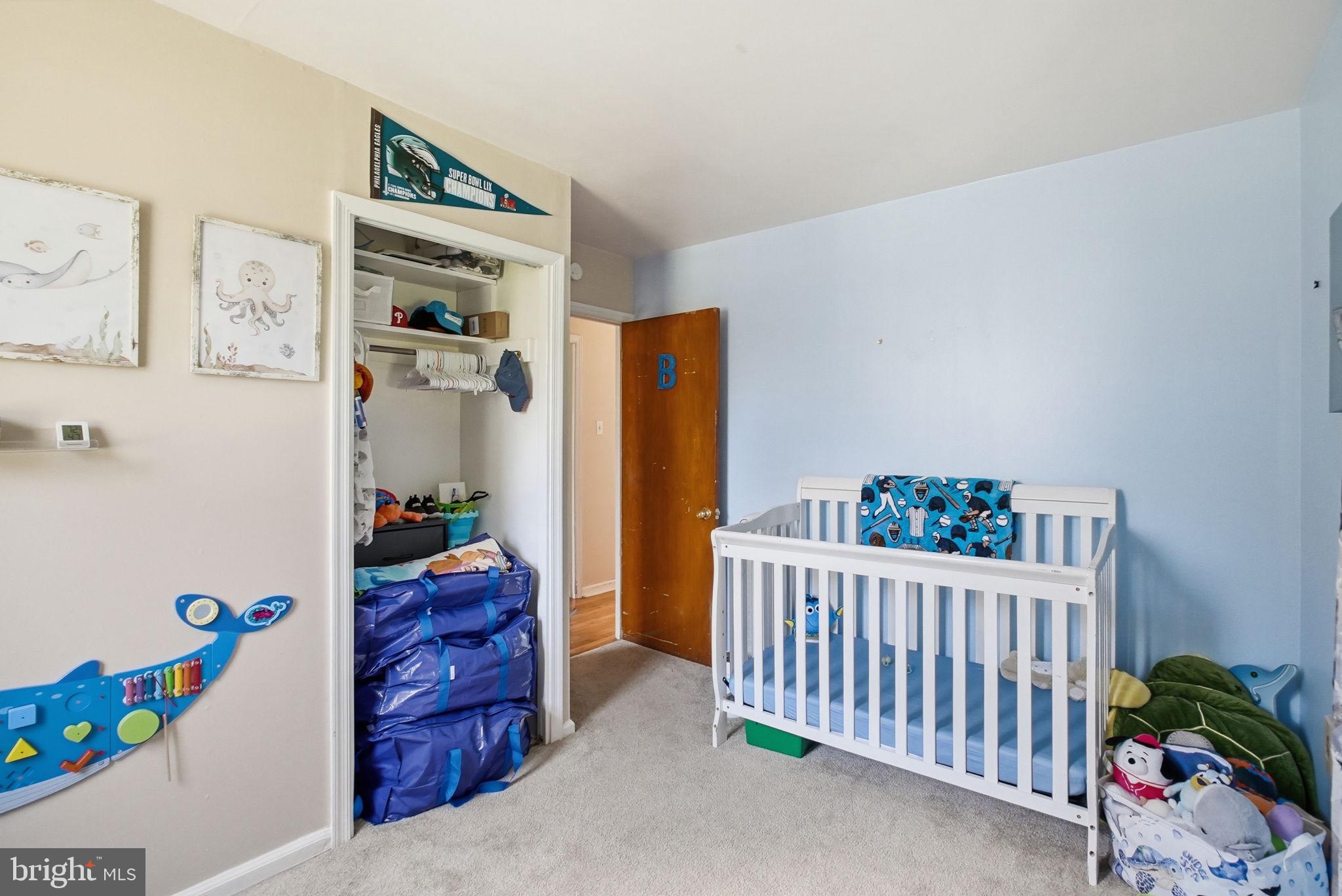 MEADOWBROOK - Residential