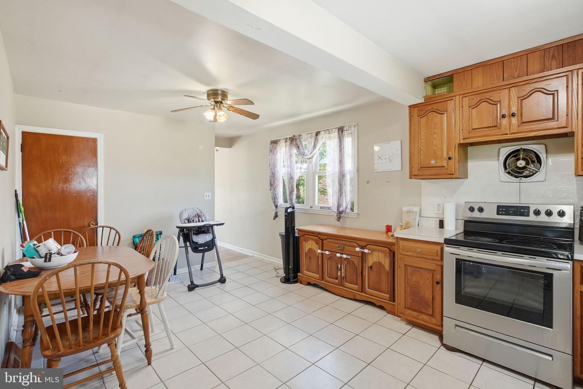 MEADOWBROOK - Residential