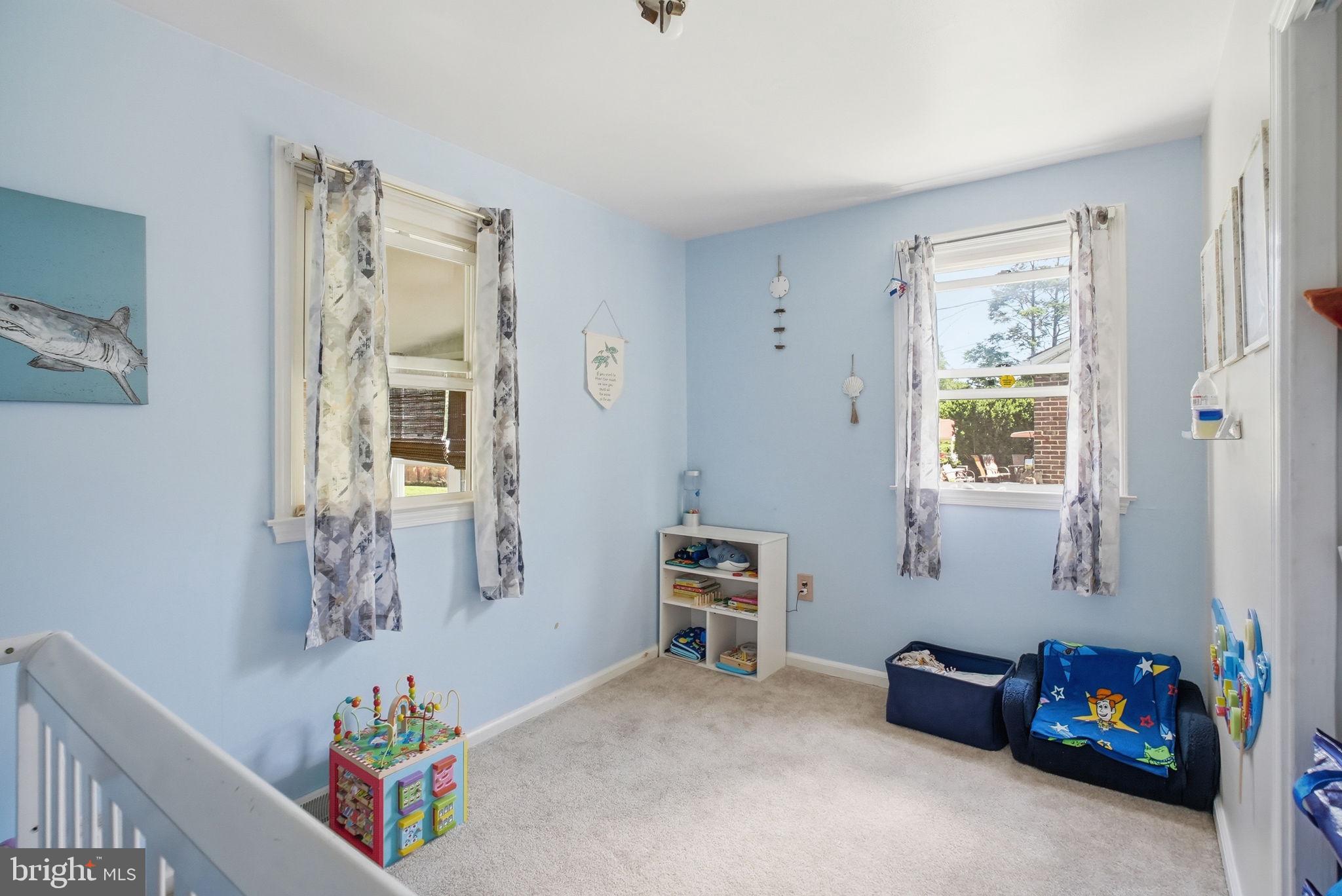 MEADOWBROOK - Residential