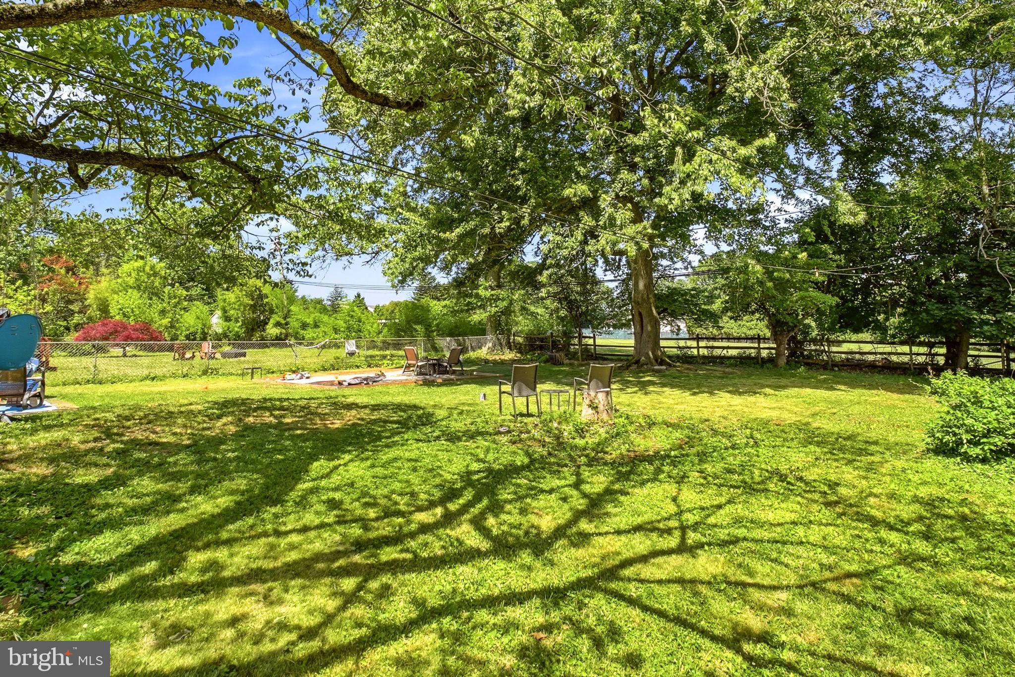 MEADOWBROOK - Residential