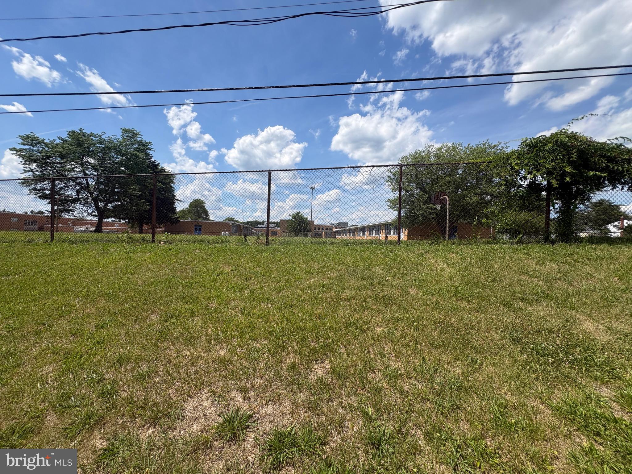 BROOKSIDE - Residential