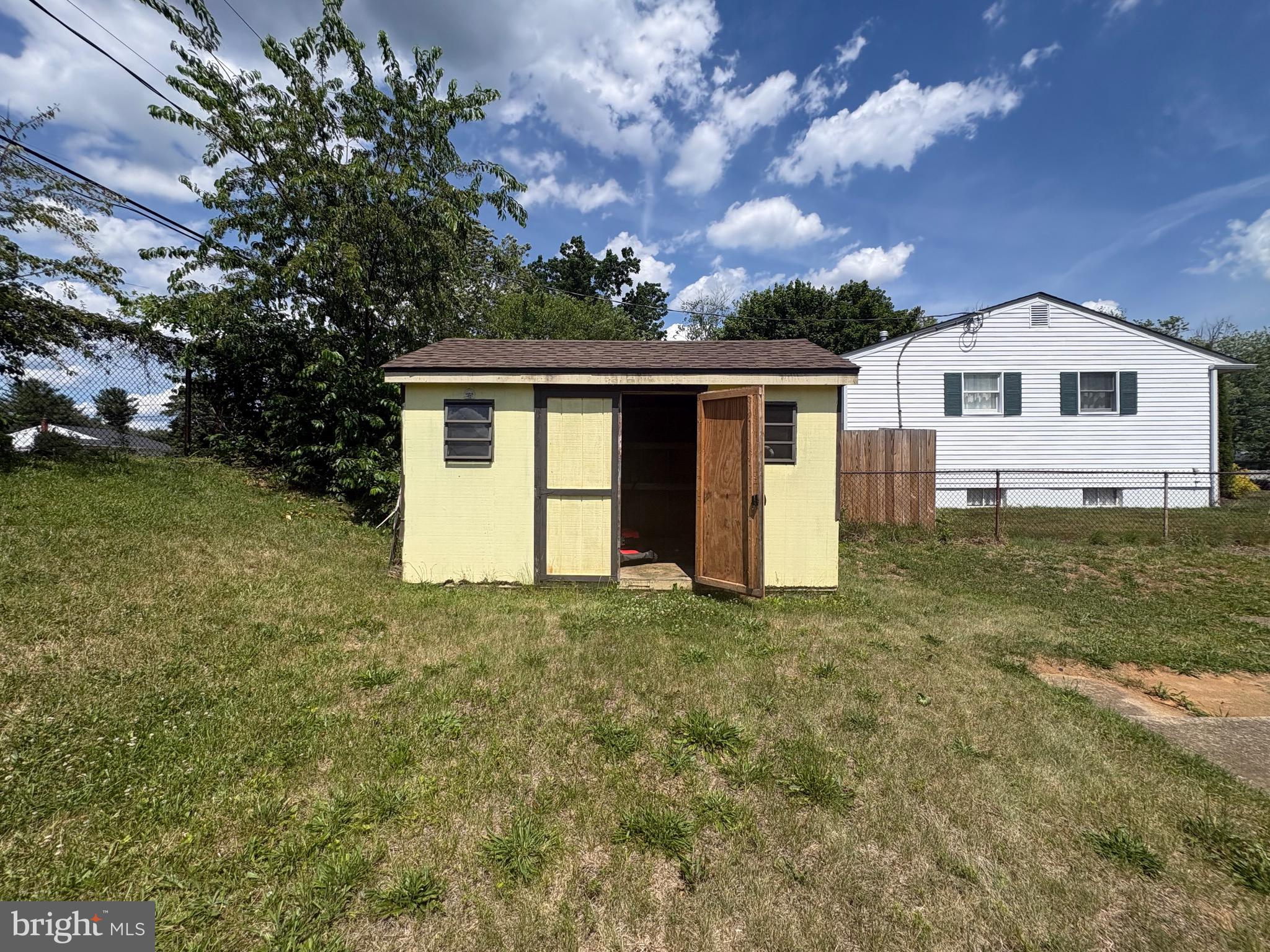 BROOKSIDE - Residential