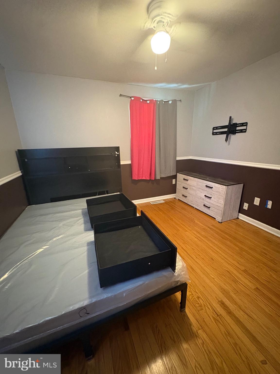 BROOKSIDE - Residential