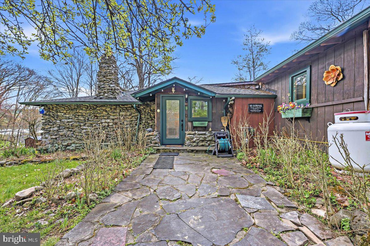 EAST STROUDSBURG - Residential