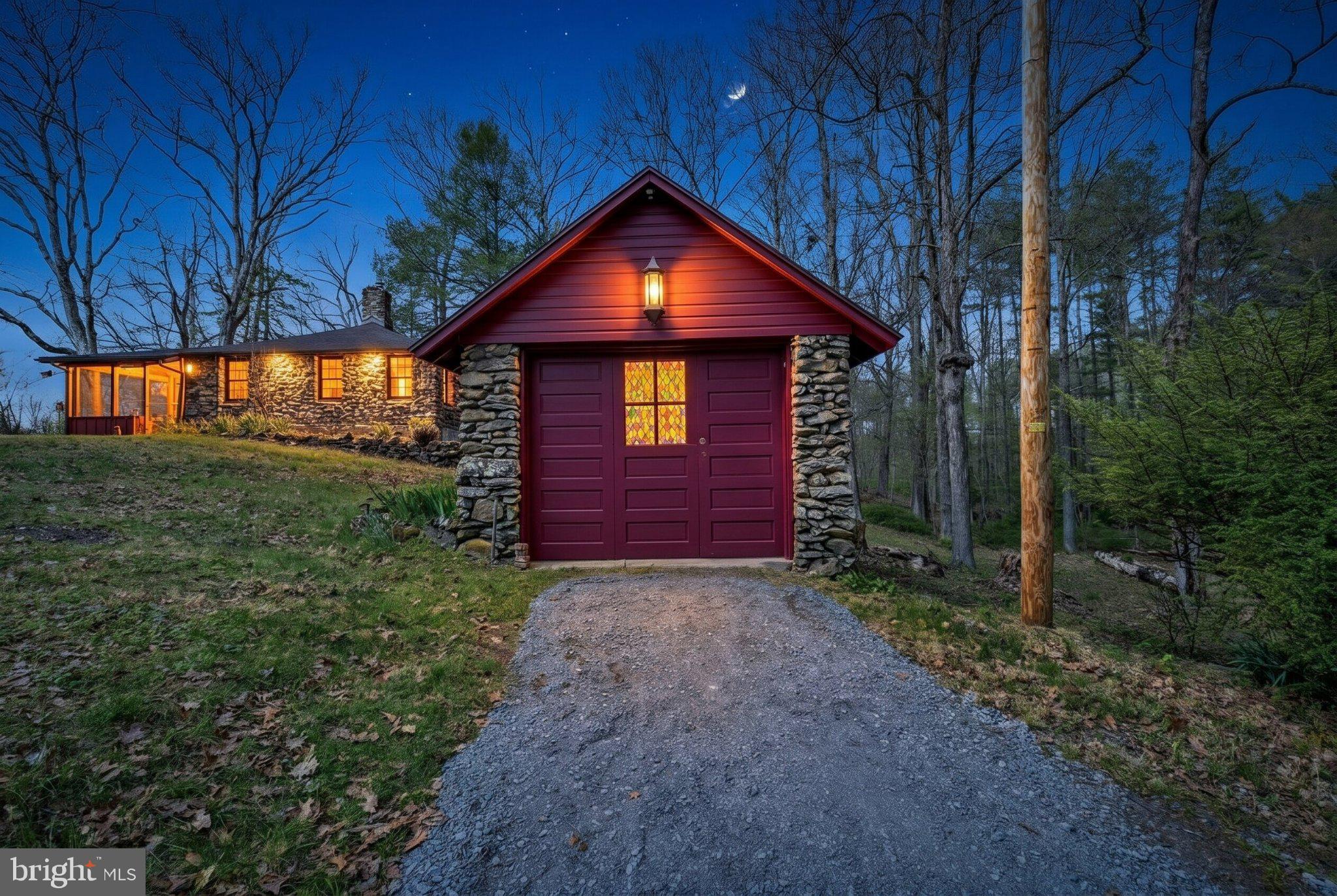 EAST STROUDSBURG - Residential