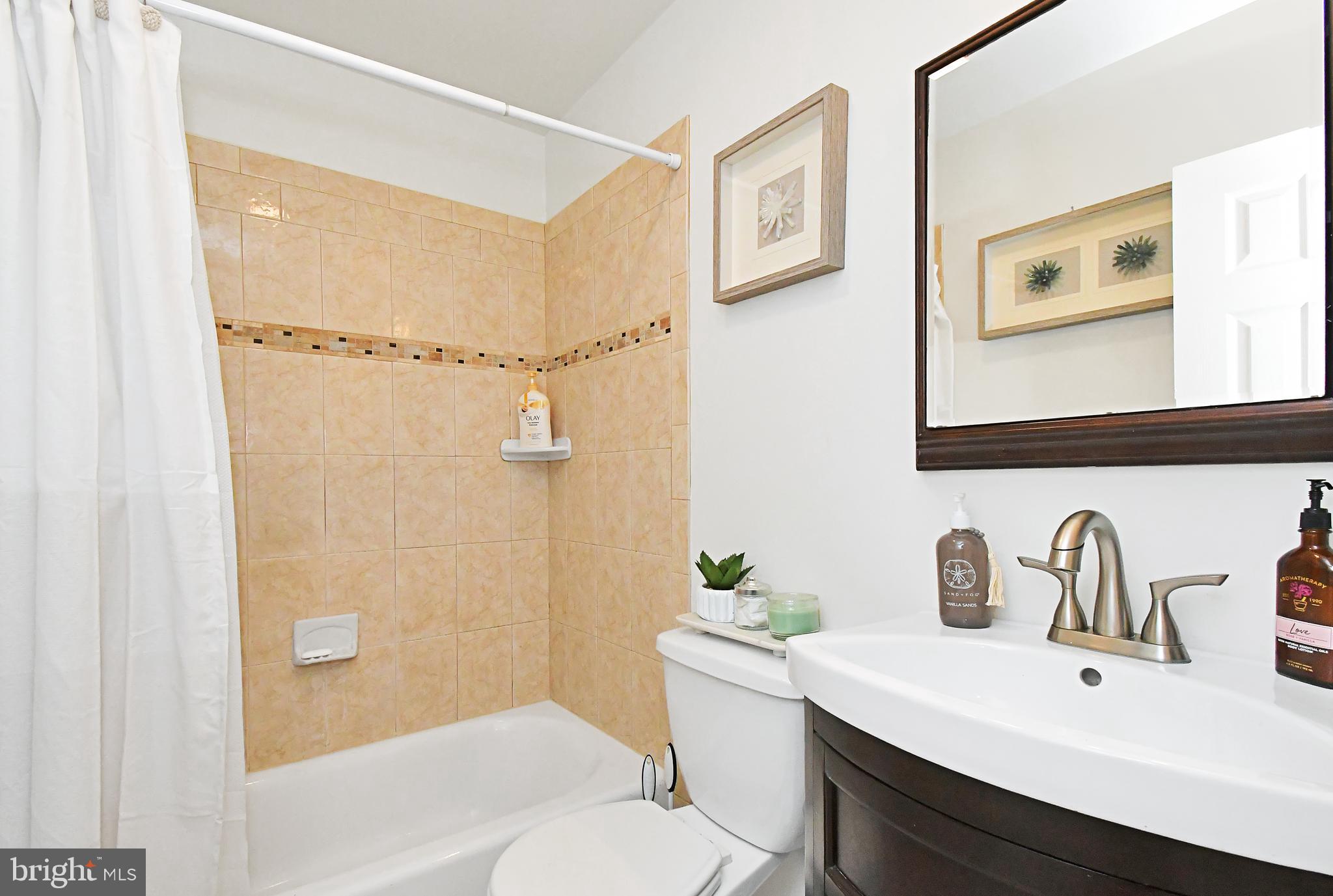UPPER SOUTHAMPTON - Residential