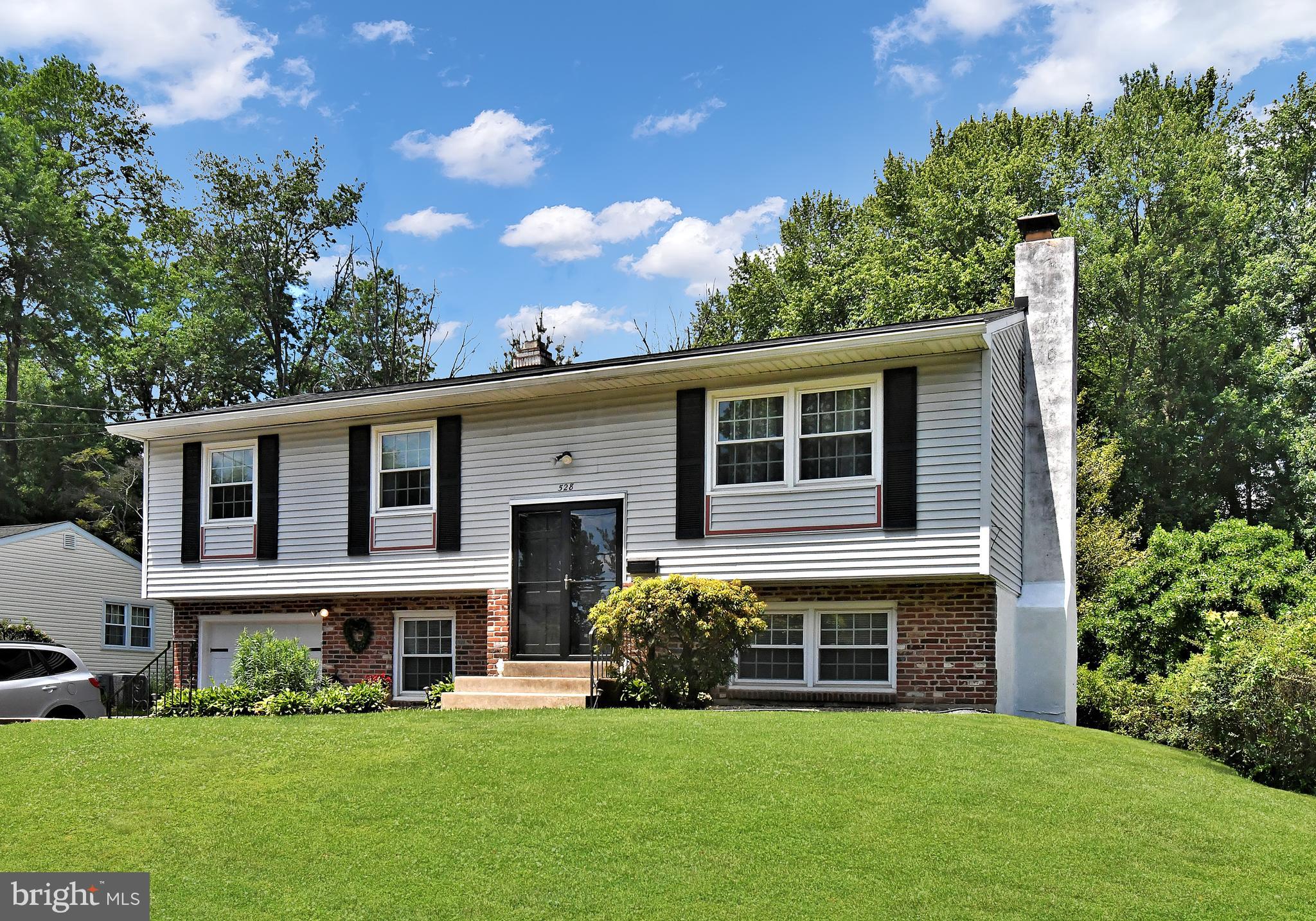 UPPER SOUTHAMPTON - Residential