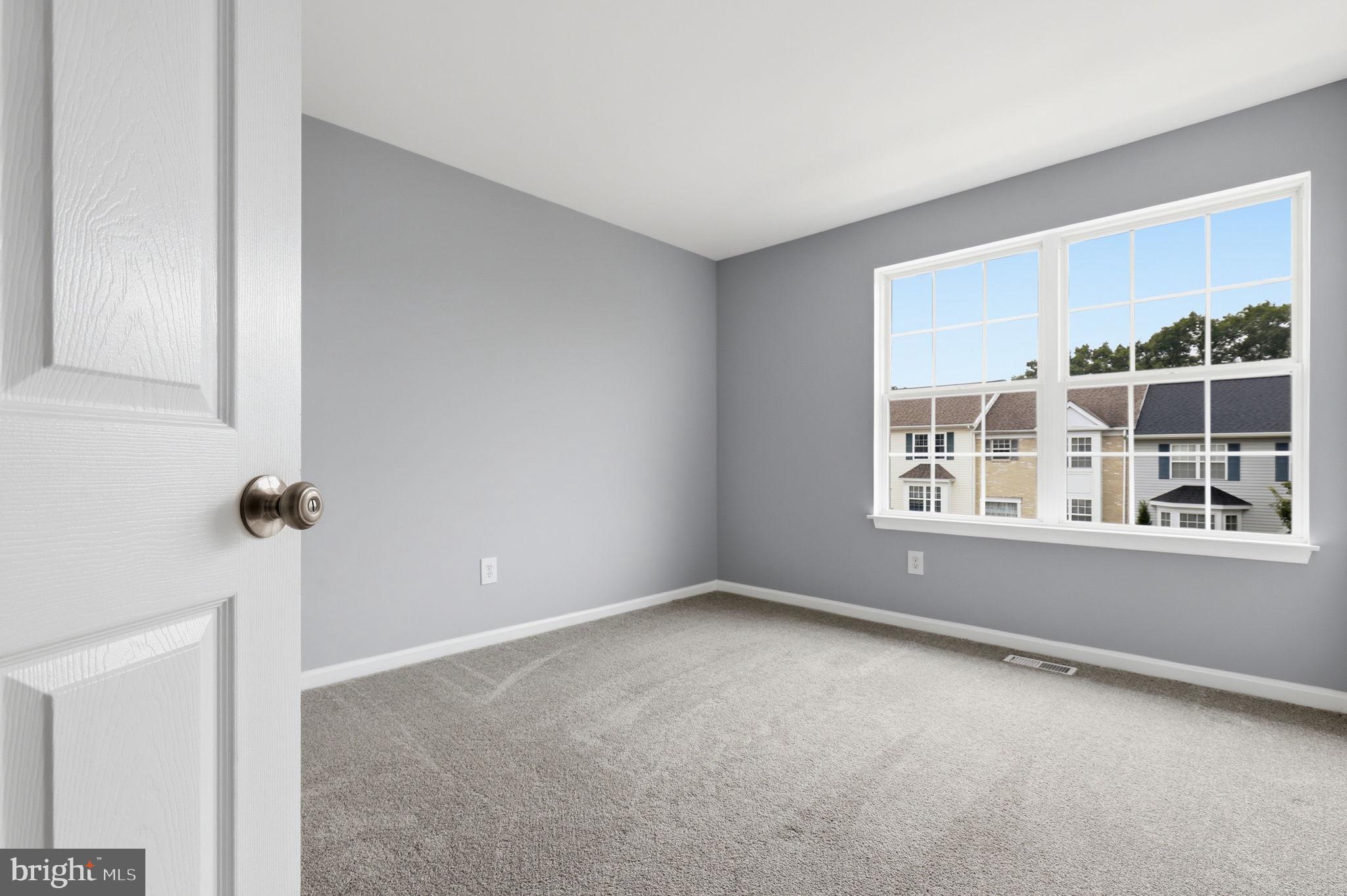 SPRING RIDGE - Residential